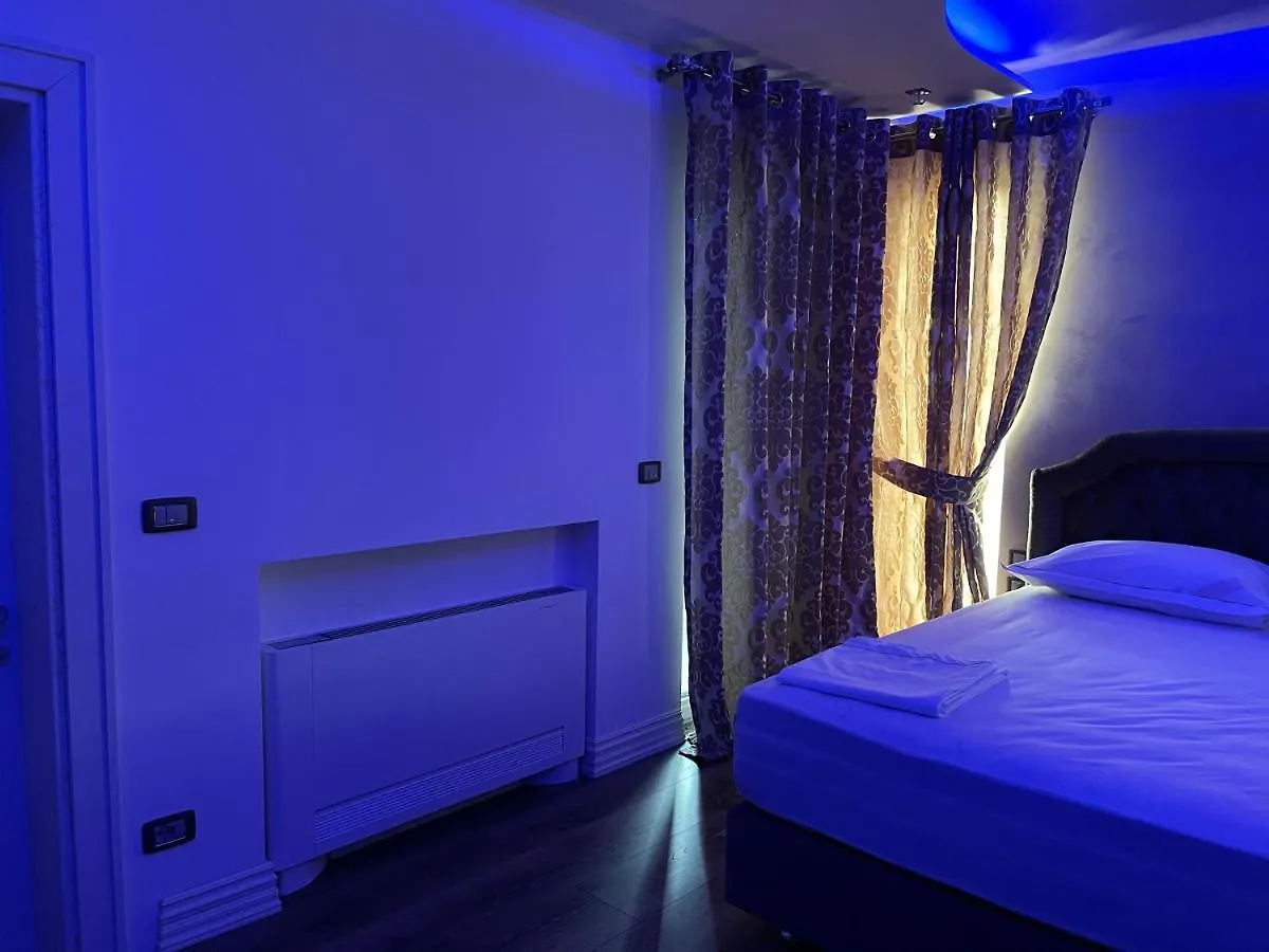 Lägenhet Royal Stay Apartament Durrës
